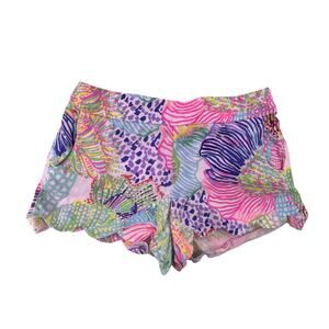 Lily Pulitzer patterned soft shorts with scallop trim, FLAW PICTURED!